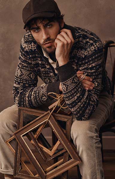 Fynch Hatton gebreid vest – winterse klasse in casual stijl Fynch Hatton lichtblauwe halfzip sweater en beige chino – stijlvolle casual herenmode