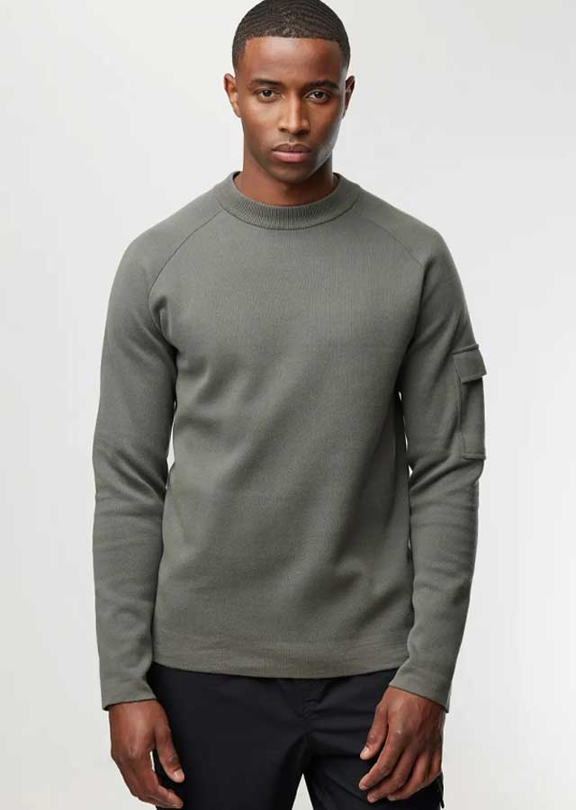 Genti K3128-3278-170 – Knit Sweater Groen (170) Zwarte A-dam boxershort met herhalend bloempatroon.